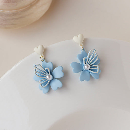 Romantic Earring for Special Moments