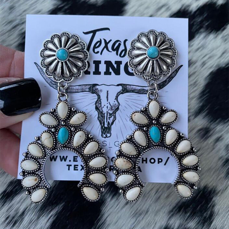 Classic Earring with Timeless Appeal