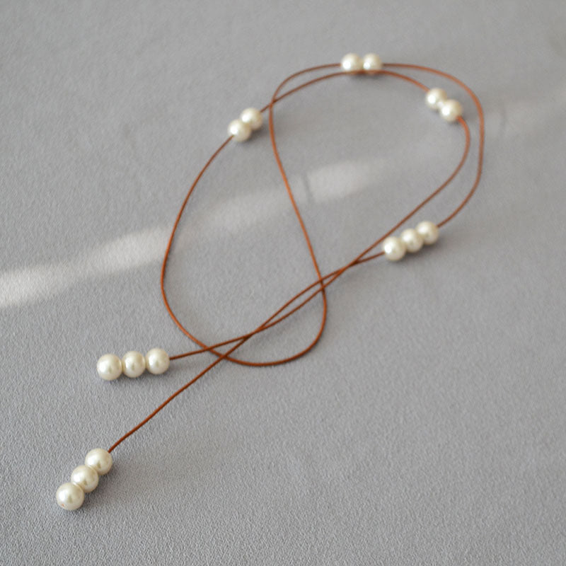 Beautiful Pearl Necklace with Unique Style