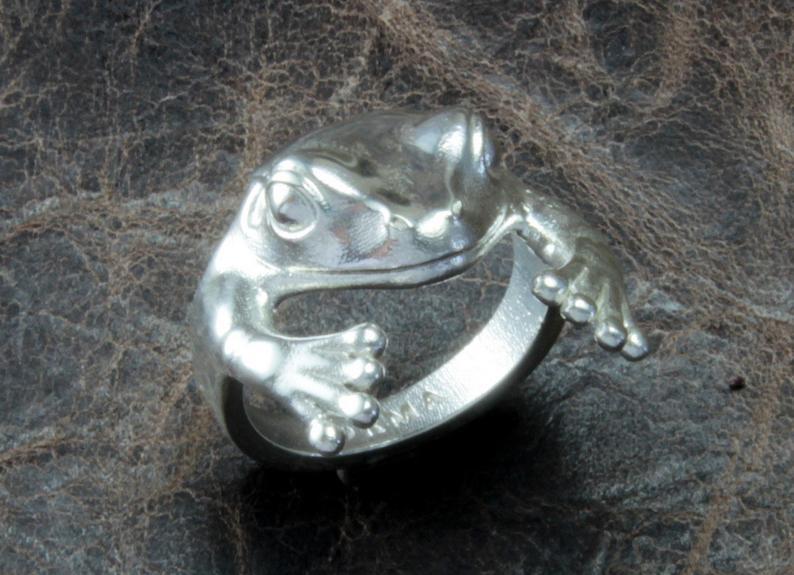 Stunning Ring for Daily Wear
