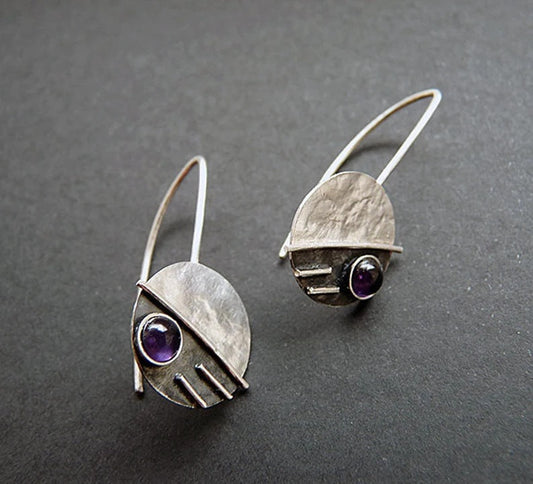 Charming Earring for Any Occasion