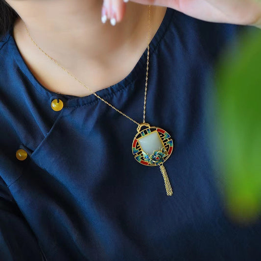 Elegant Silver Necklace for Every Occasion