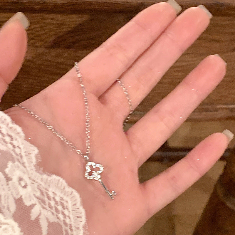 Elegant Piece for Every Occasion