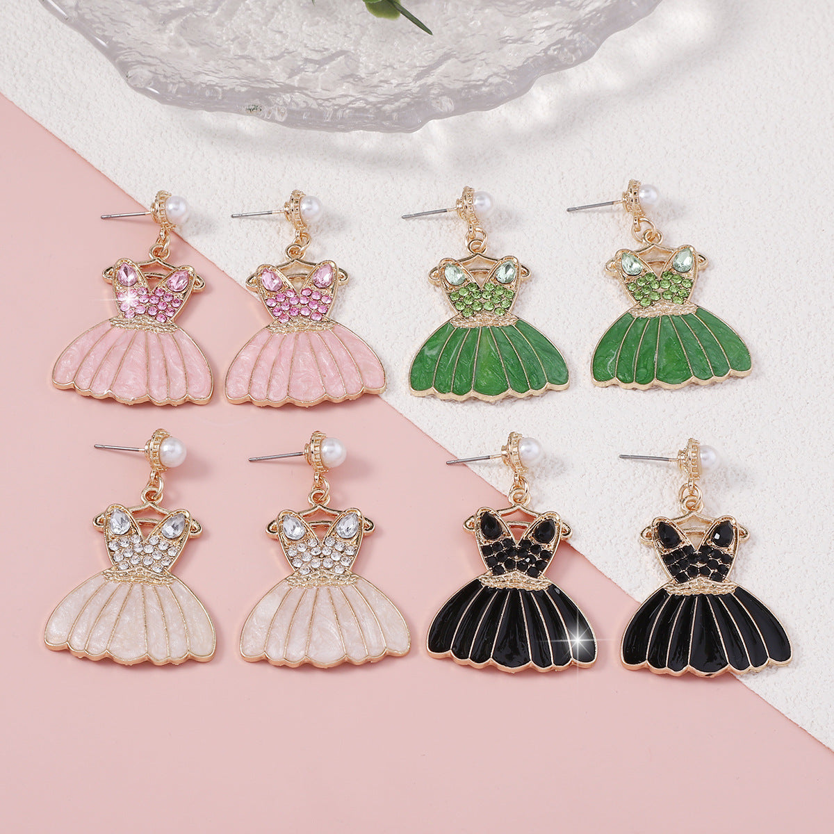 Classic Pearl Earring with Timeless Appeal