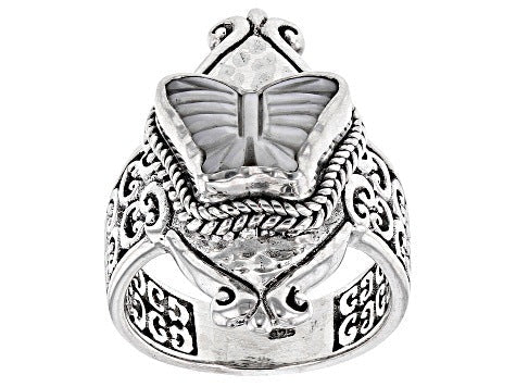 Romantic Silver Ring for Special Moments