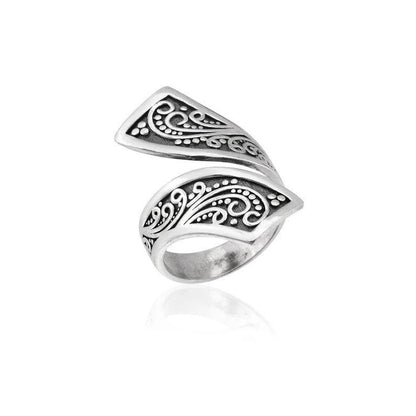 Romantic Silver Ring for Special Moments