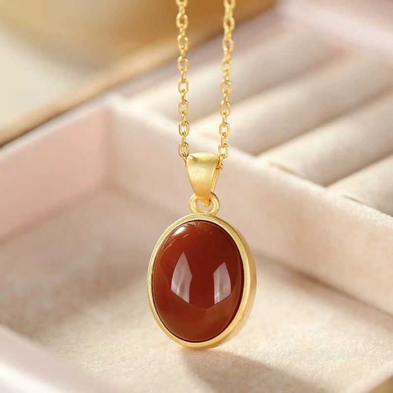 Beautiful Gold Necklace with Unique Style