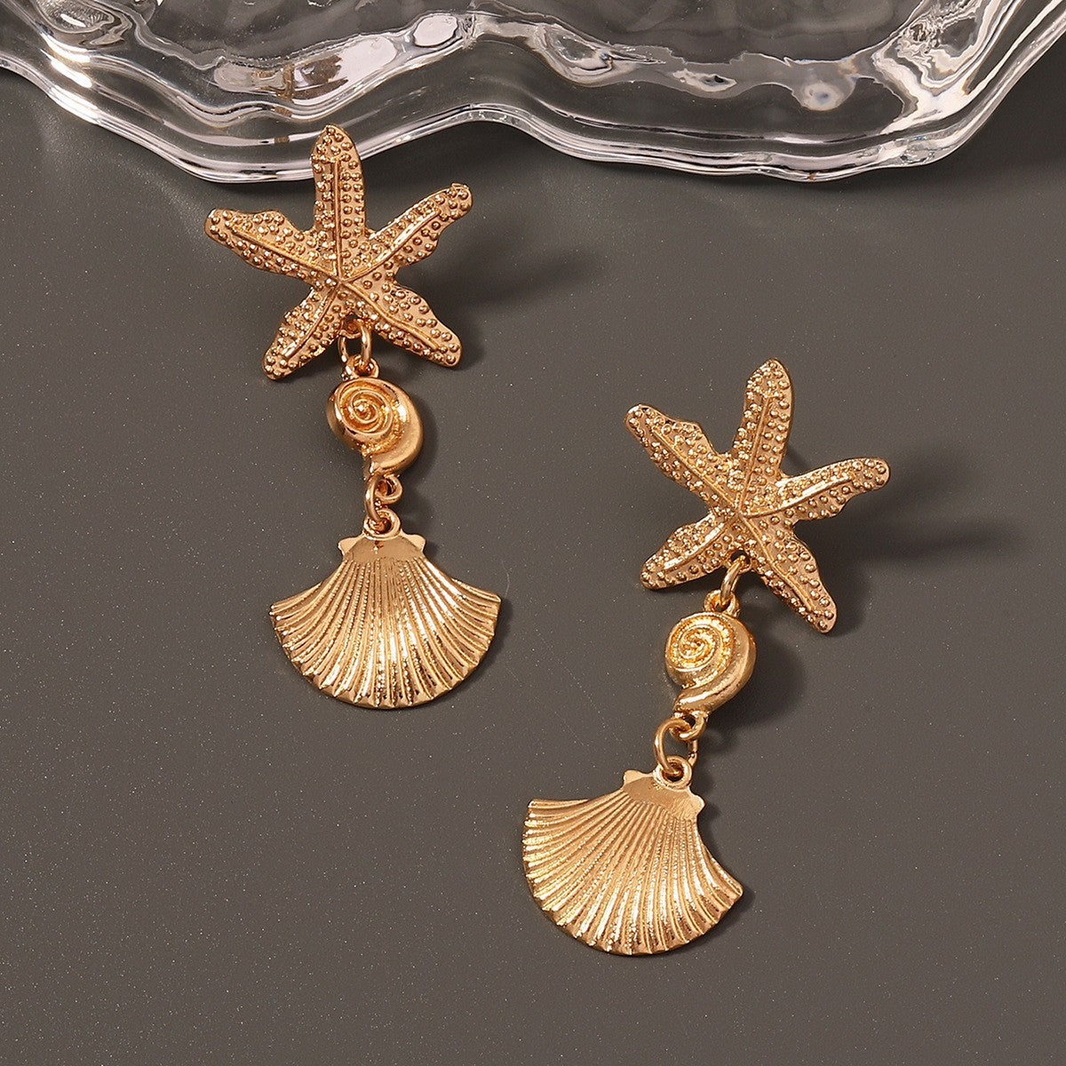 Classic Pearl Earring with Timeless Appeal