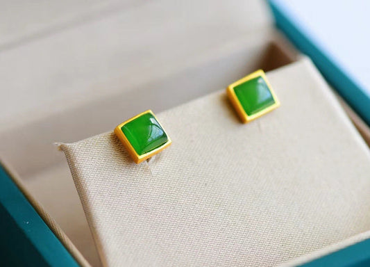 Beautiful Silver Earring with Unique Style
