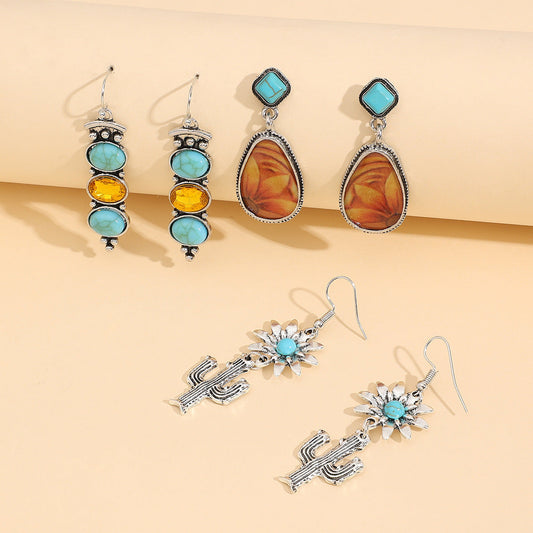 Beautiful Set with Unique Style