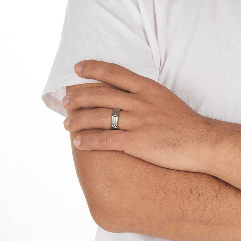 Classic Gold Ring with Timeless Appeal