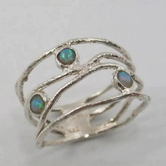 Charming Silver Ring for Any Occasion
