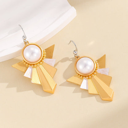 Stunning Pearl Earring for Daily Wear