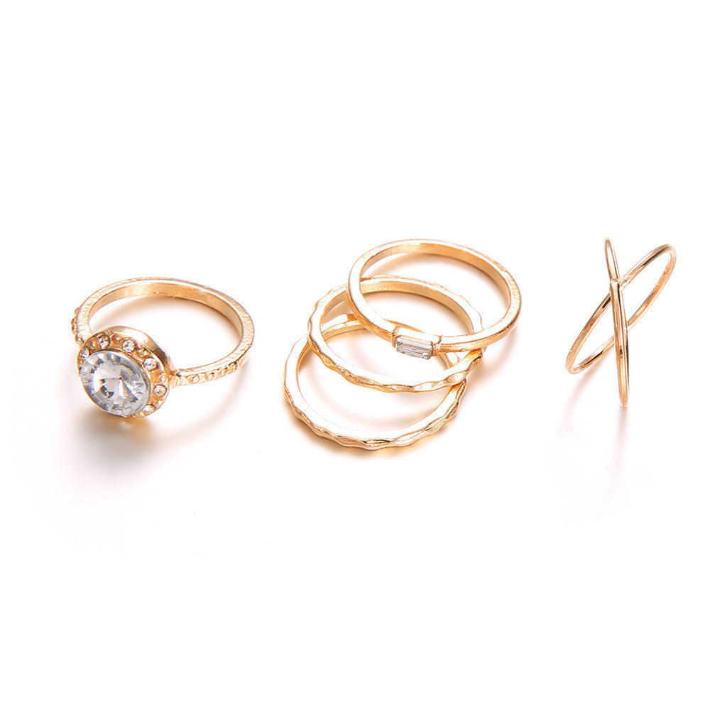 Beautiful Gold Set with Unique Style