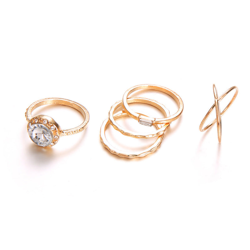 Beautiful Gold Set with Unique Style