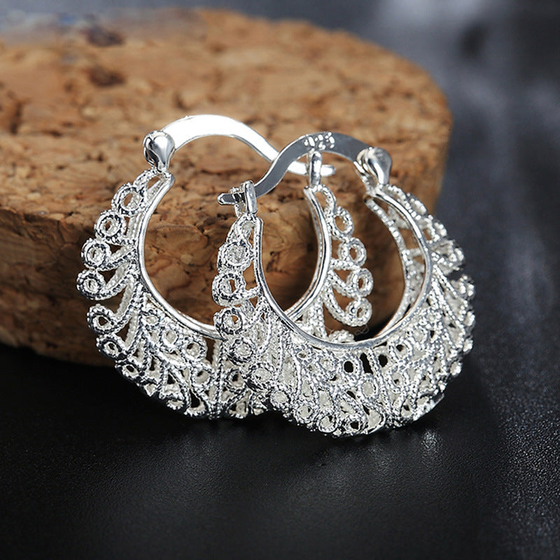 Elegant Earring for Every Occasion