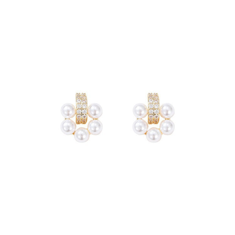 Stunning Pearl Earring for Daily Wear