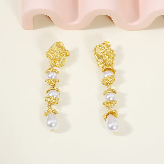 Romantic Pearl Earring for Special Moments