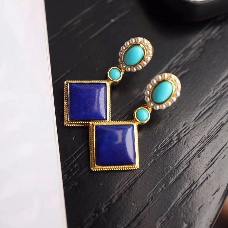 Beautiful Silver Earring with Unique Style