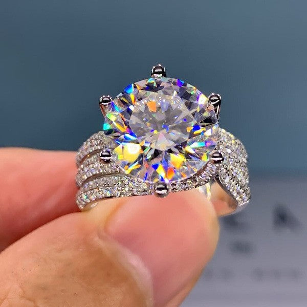 Classic Ring with Timeless Appeal