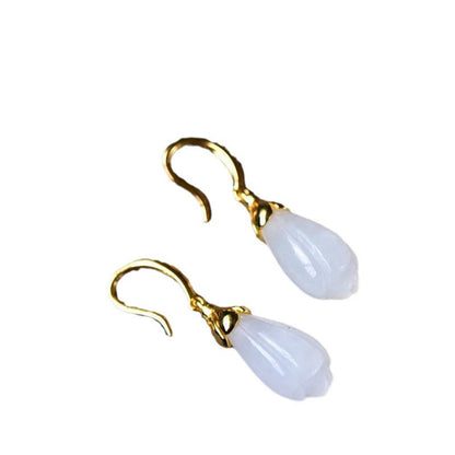 Charming Gold Piece for Any Occasion