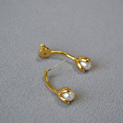 Charming Pearl Earring for Any Occasion