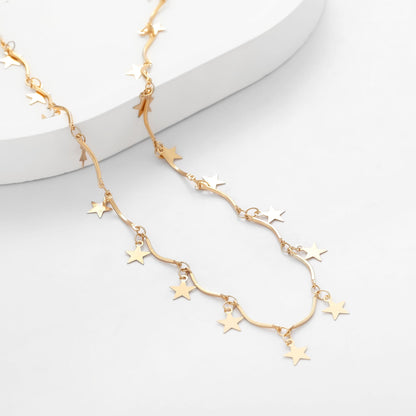 Romantic Gold Necklace for Special Moments