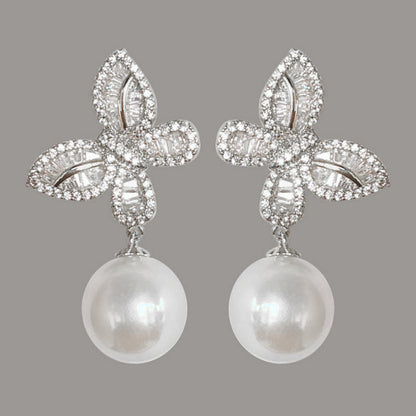 Stunning Pearl Earring for Daily Wear