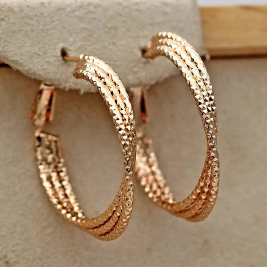 Classic Earring with Timeless Appeal