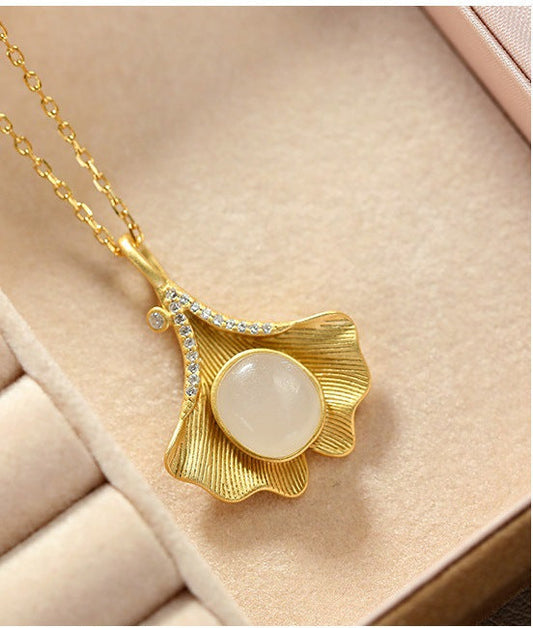 Charming Gold Necklace for Any Occasion