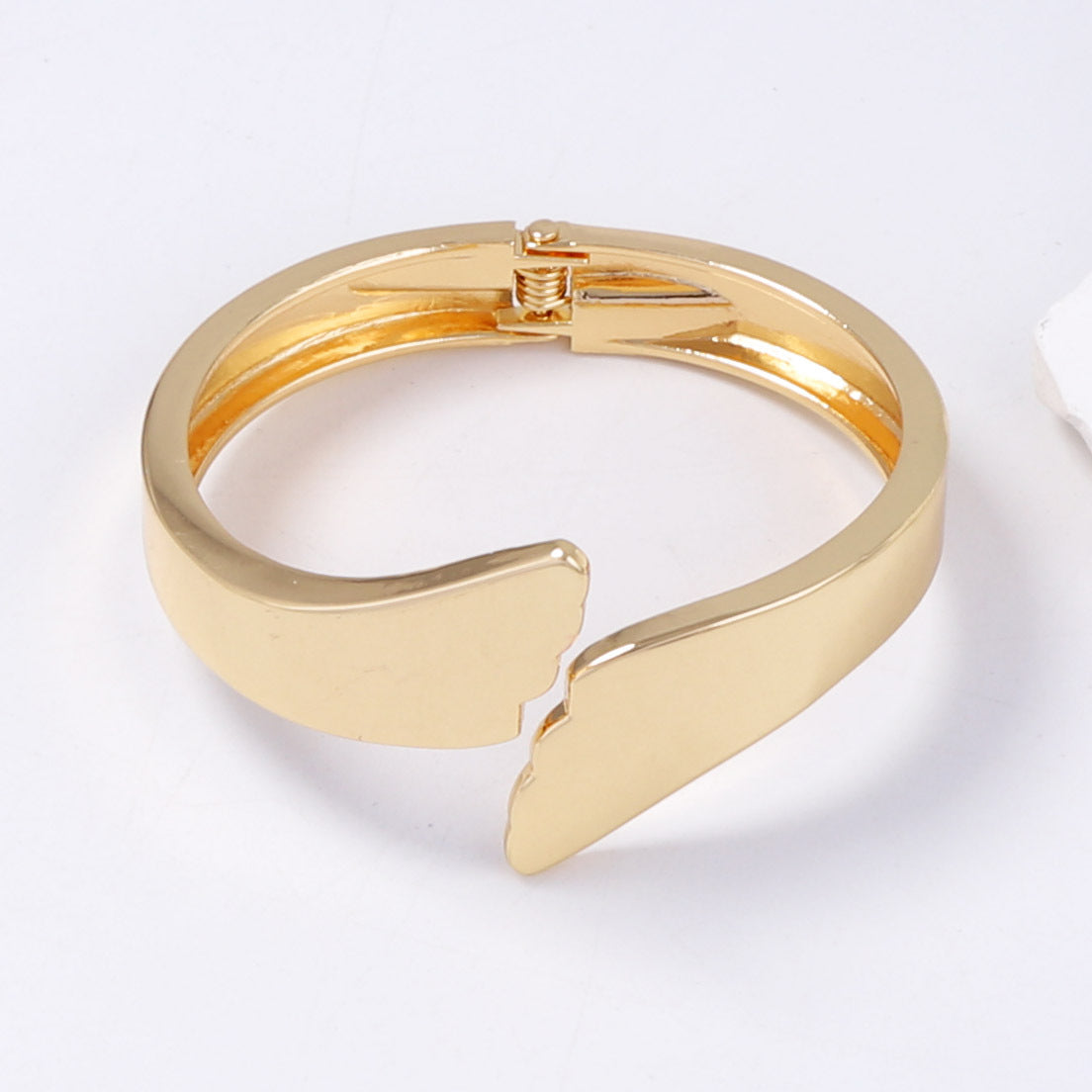 Charming Bracelet for Any Occasion