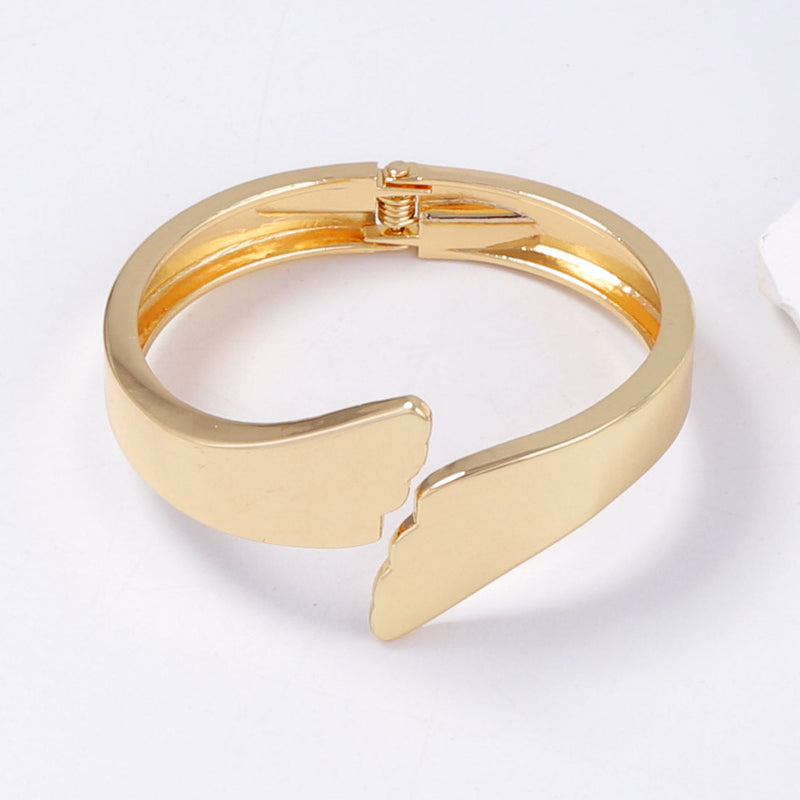 Charming Bracelet for Any Occasion