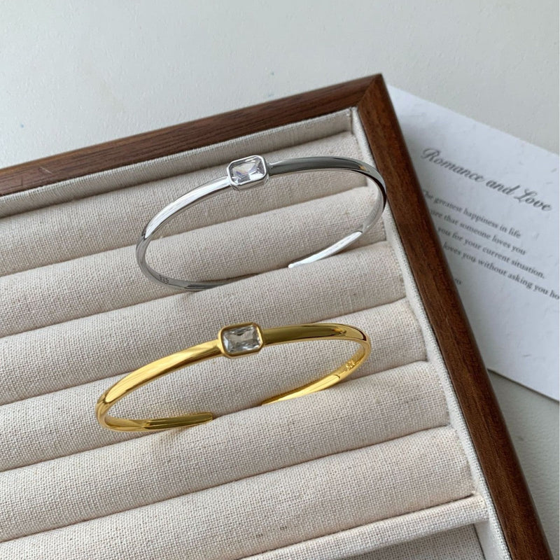 Romantic Bracelet for Special Moments