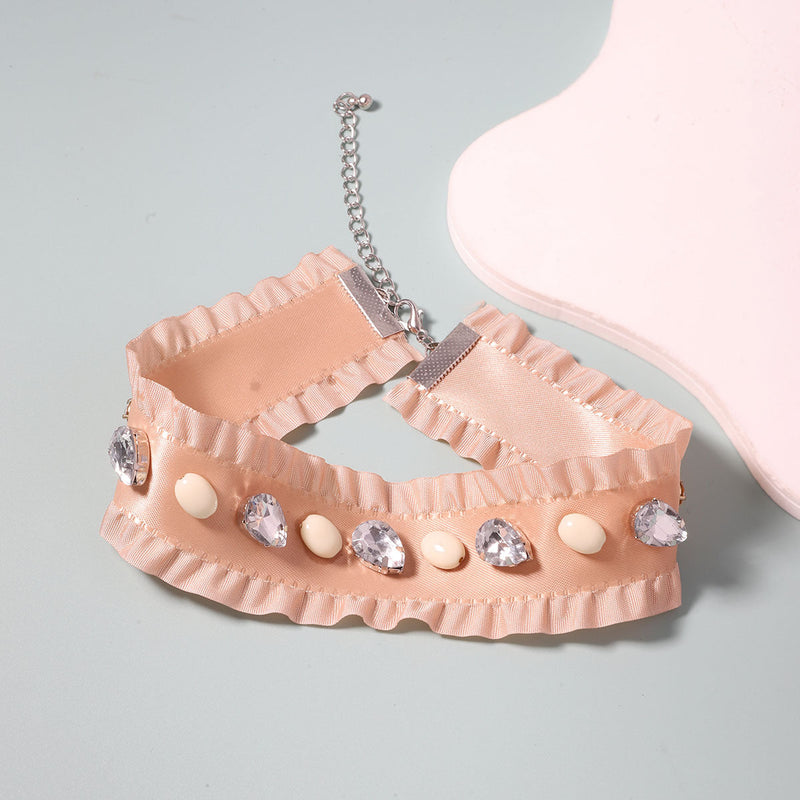 Charming Pearl Necklace for Any Occasion