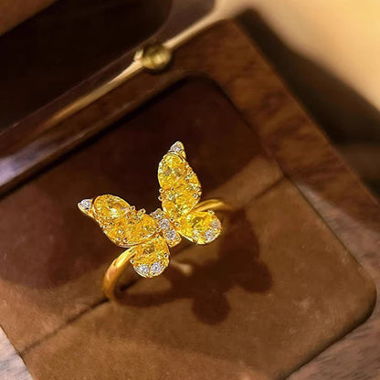 Beautiful Gold Ring with Unique Style