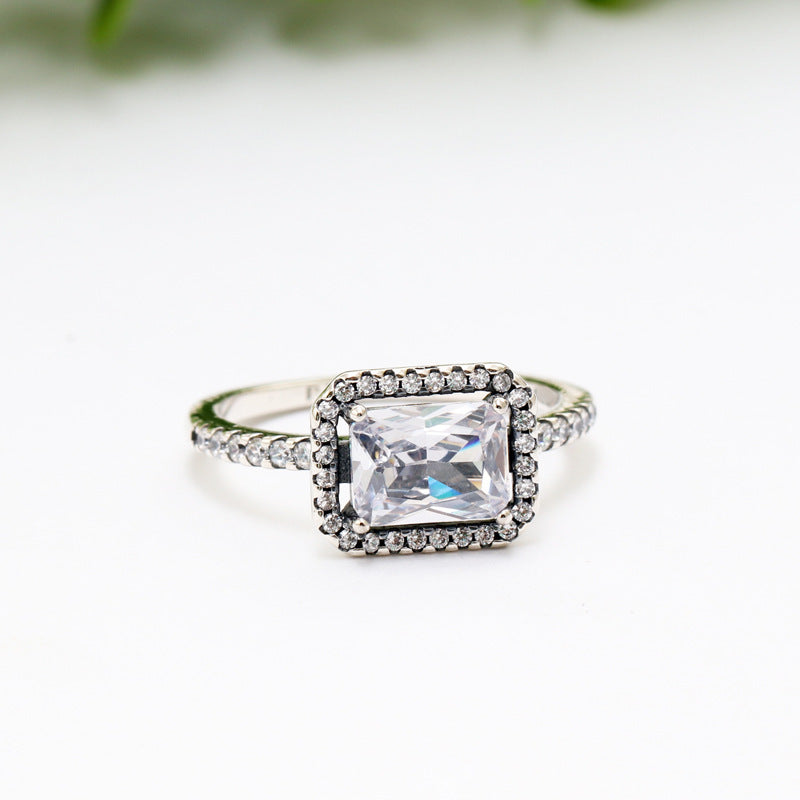 Stunning Ring for Daily Wear