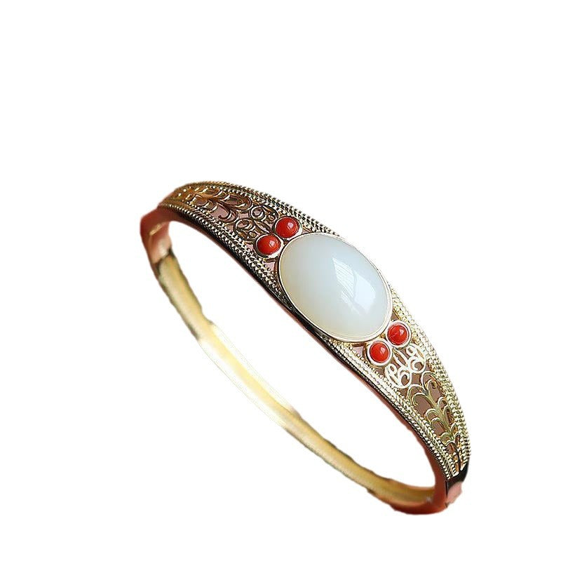 Stunning Gold Bracelet for Daily Wear
