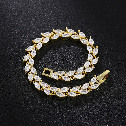 Charming Piece for Any Occasion