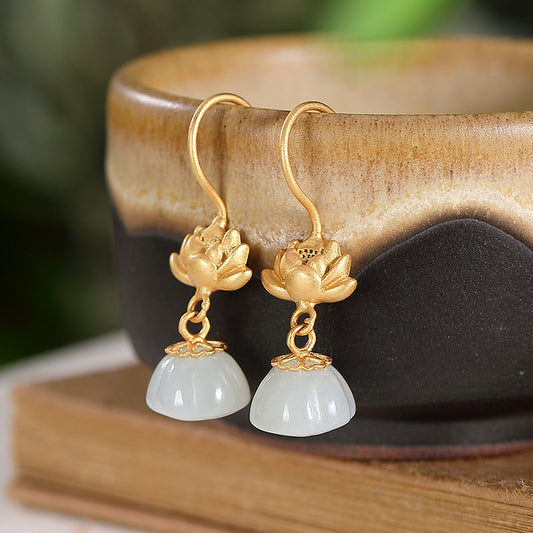 Elegant Gold Earring for Every Occasion