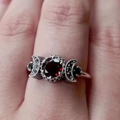 Charming Silver Ring for Any Occasion
