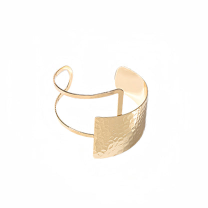 Beautiful Bracelet with Unique Style