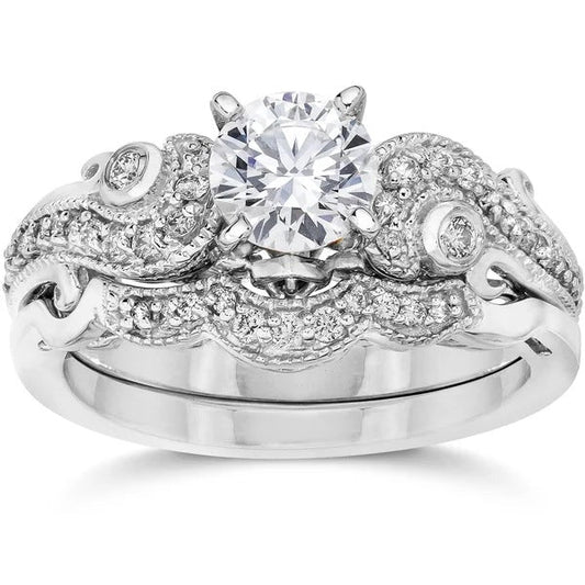 Beautiful Set with Unique Style