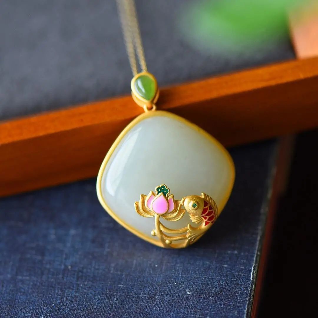 Elegant Silver Necklace for Every Occasion