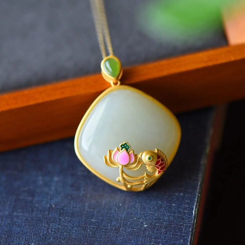Elegant Silver Necklace for Every Occasion