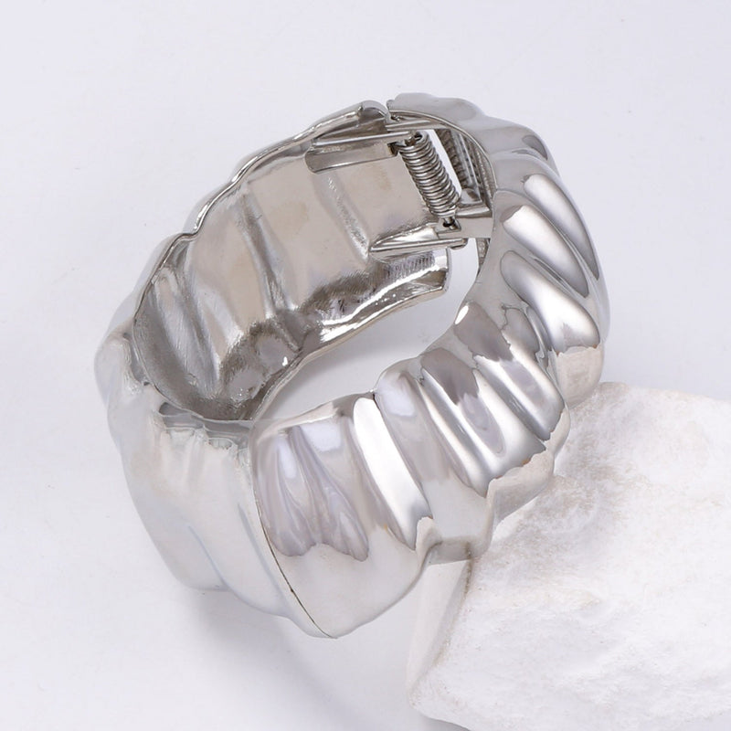 Beautiful Bracelet with Unique Style