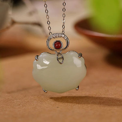 Beautiful Silver Set with Unique Style
