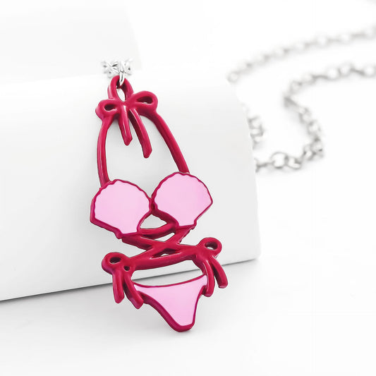 Classic Pendant with Timeless Appeal