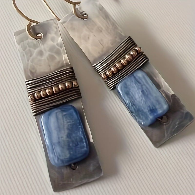 Romantic Silver Earring for Special Moments