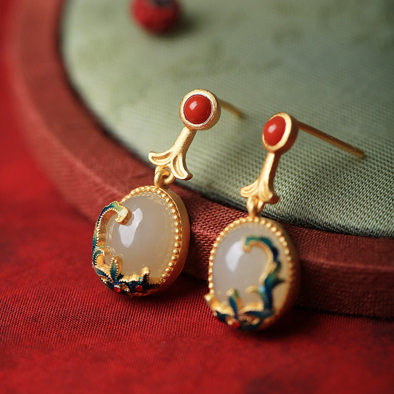 Beautiful Gold Earring with Unique Style