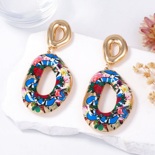 Charming Earring for Any Occasion